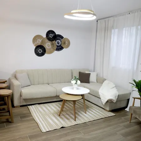 Serenity Apartment *