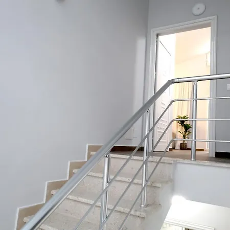 Serenity Апартаменты Голем