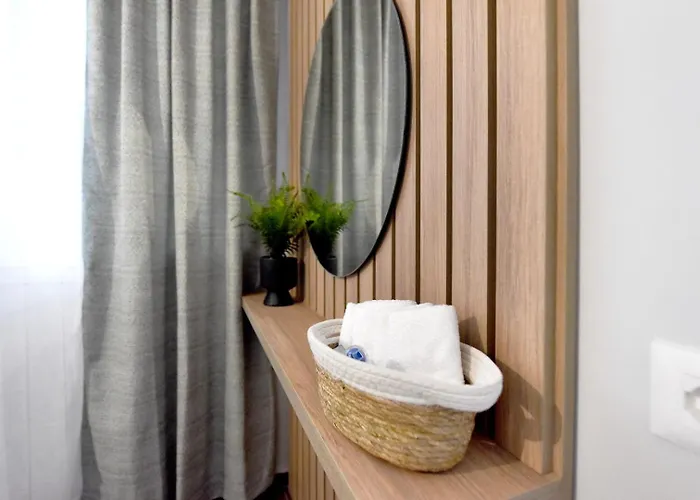 Serenity Apartment *