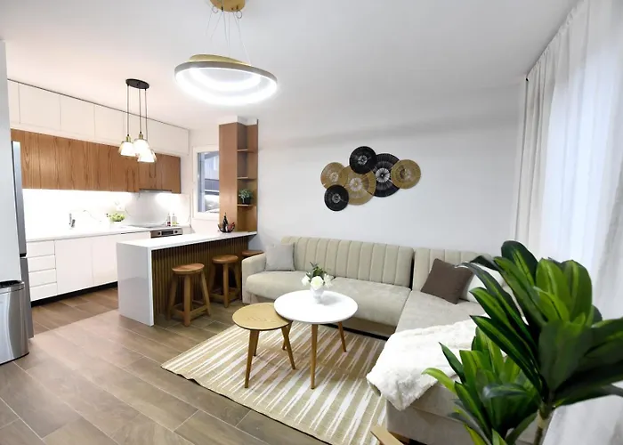 Serenity Apartment *