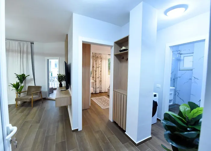 Serenity Apartment *