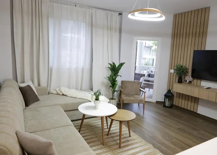 Serenity Apartment *