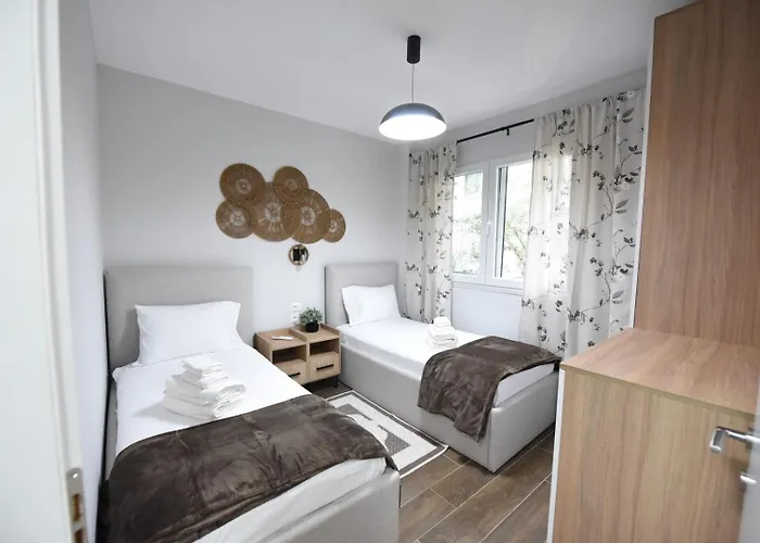 Serenity Apartment *